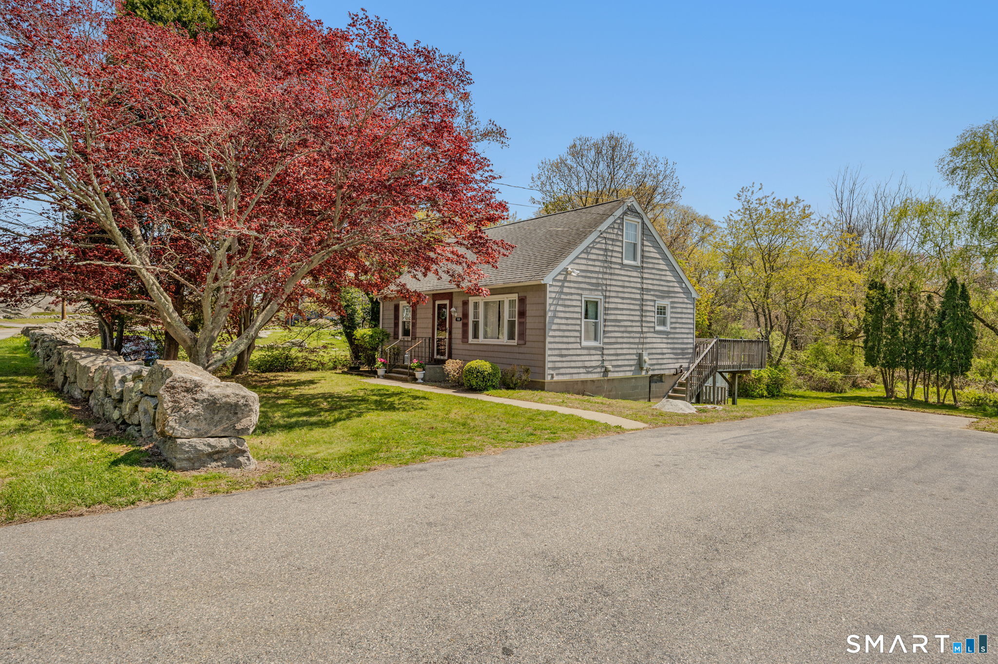 132 Niles Hill Road Waterford CT 06385