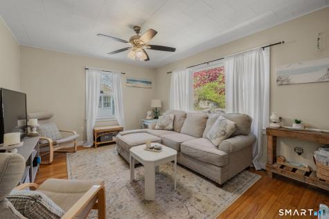 132 Niles Hill Road Waterford CT 06385