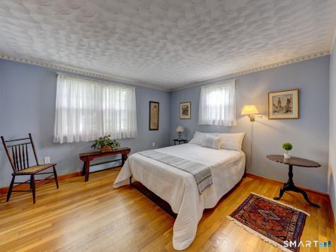8 Circle Drive Enfield CT 06082