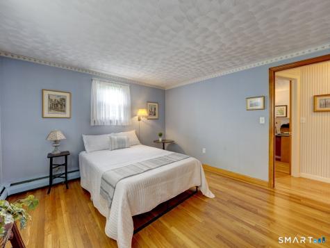 8 Circle Drive Enfield CT 06082