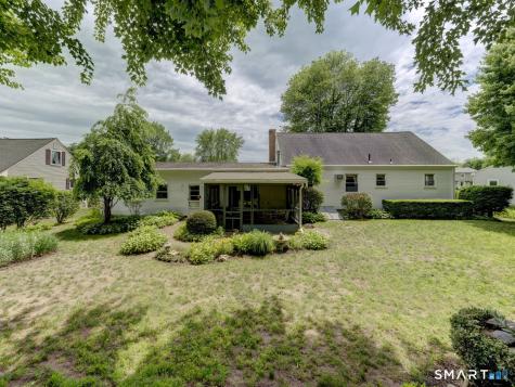 8 Circle Drive Enfield CT 06082