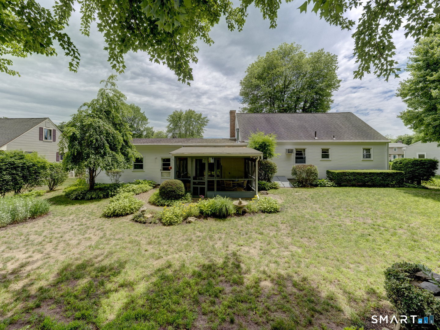 8 Circle Drive Enfield CT 06082