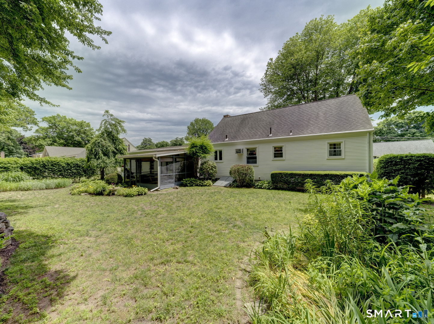 8 Circle Drive Enfield CT 06082