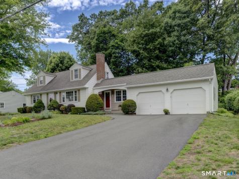 8 Circle Drive Enfield CT 06082