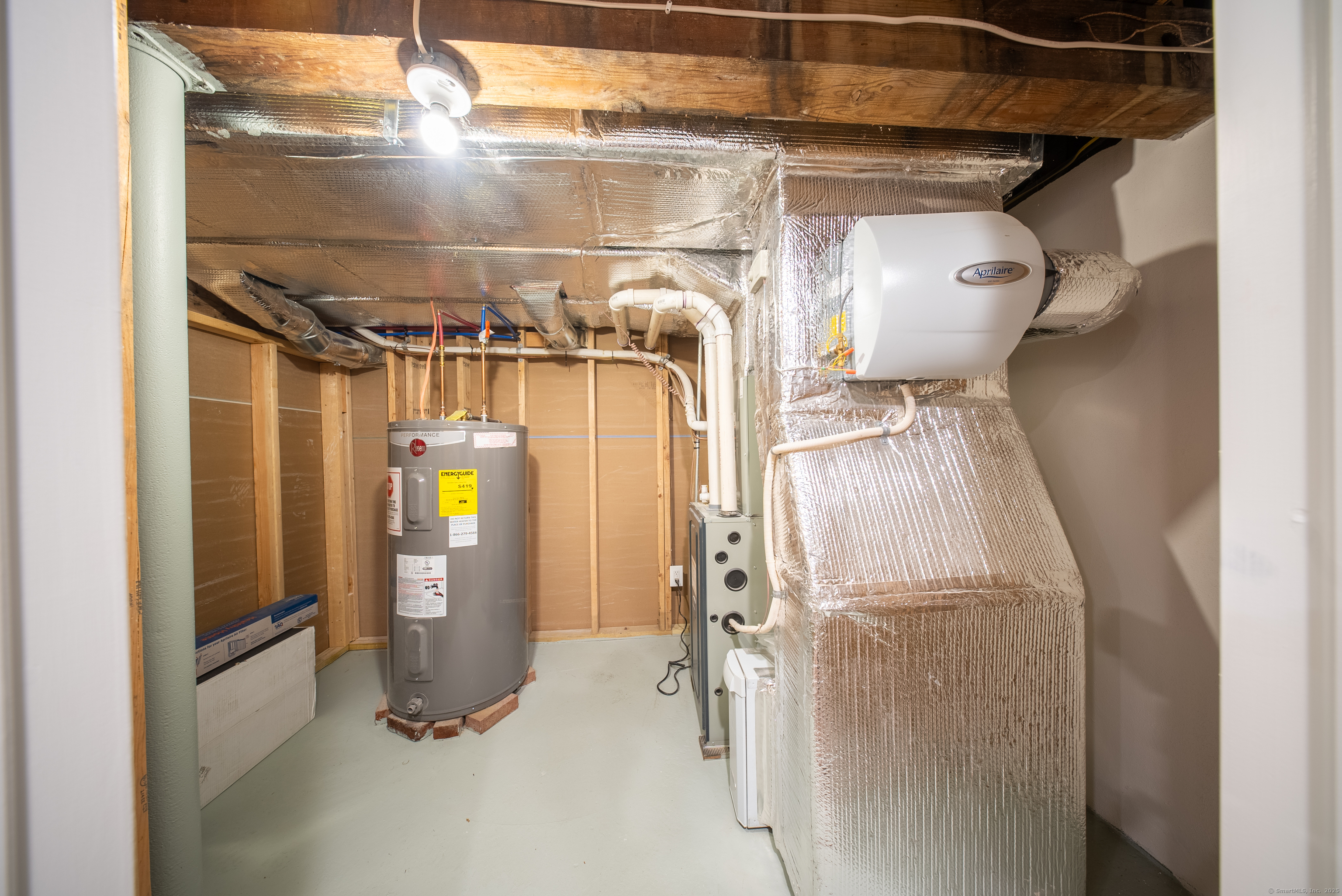 22 Eastview Drive Windsor CT 06095