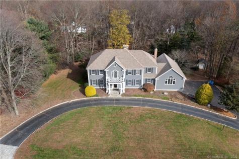 36 Kent Lane Trumbull CT 06611