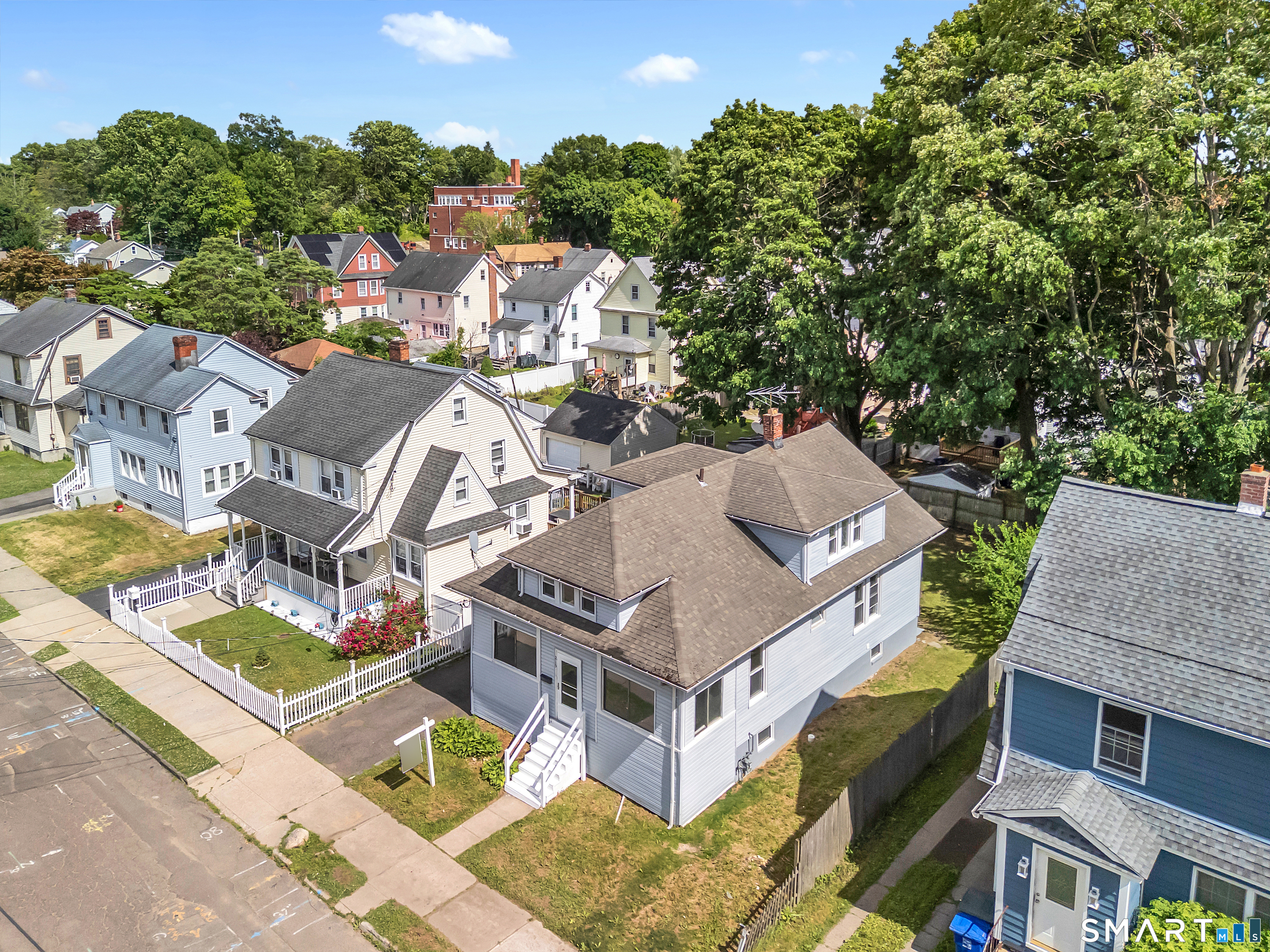 215 Overland Avenue Bridgeport CT 06606
