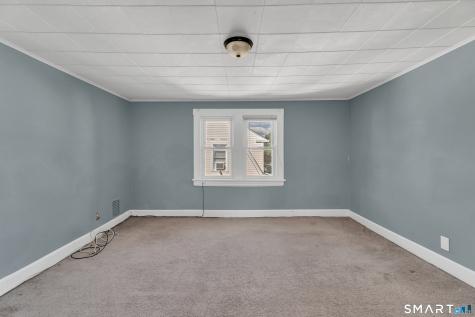 215 Overland Avenue Bridgeport CT 06606