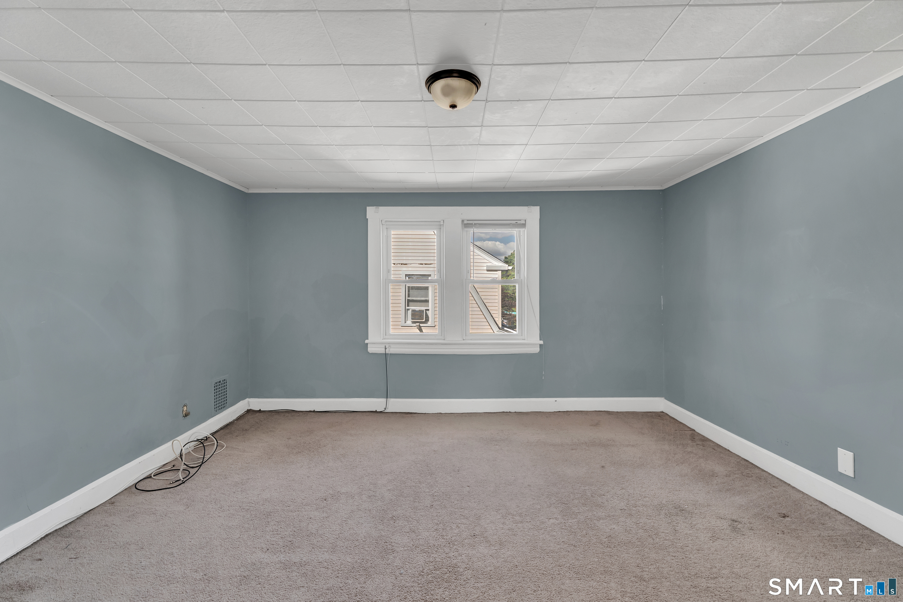 215 Overland Avenue Bridgeport CT 06606