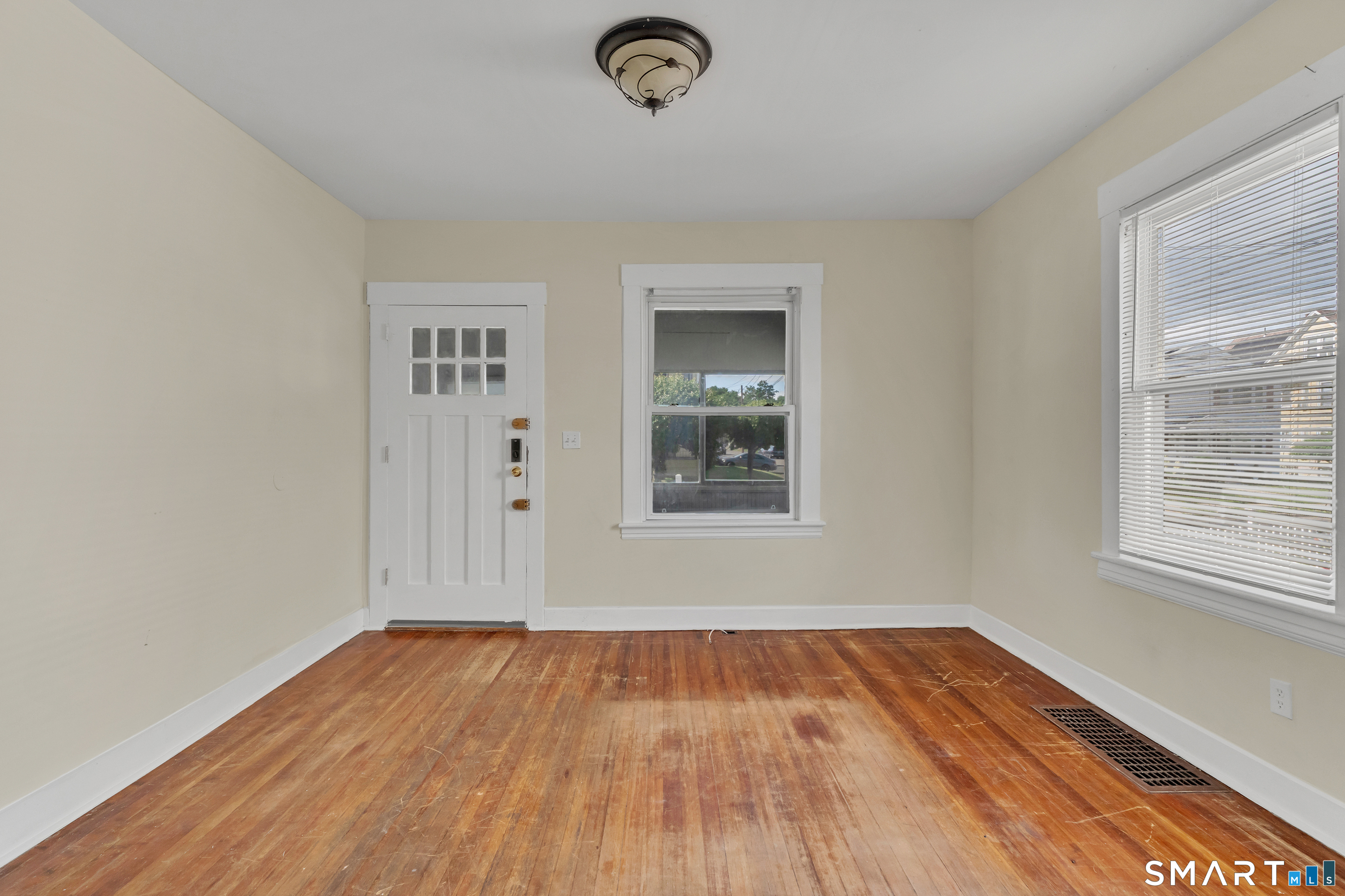 215 Overland Avenue Bridgeport CT 06606