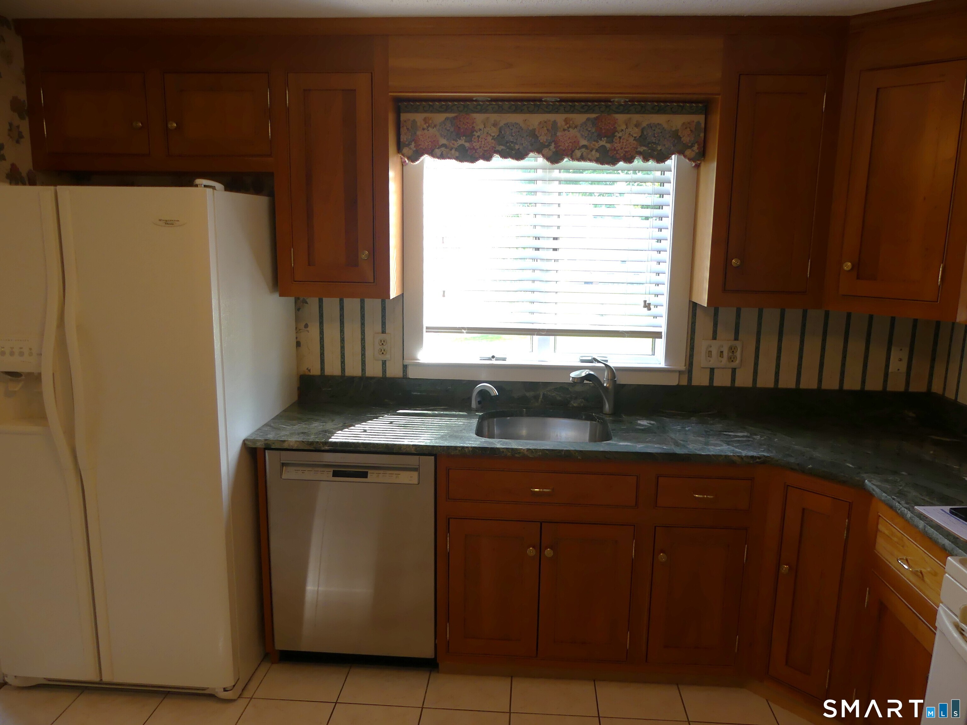 89 Partridge Drive Newington CT 06111