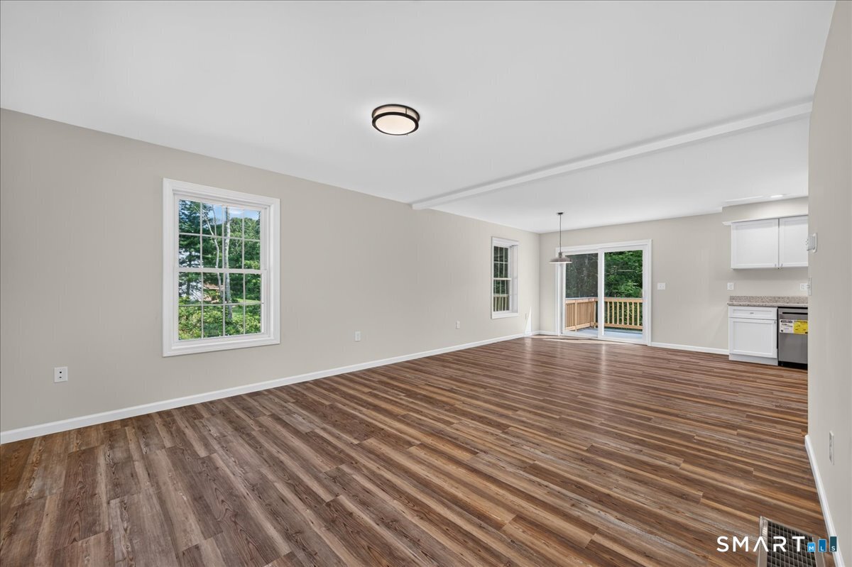 1033 Old Colchester Road Montville CT 06370