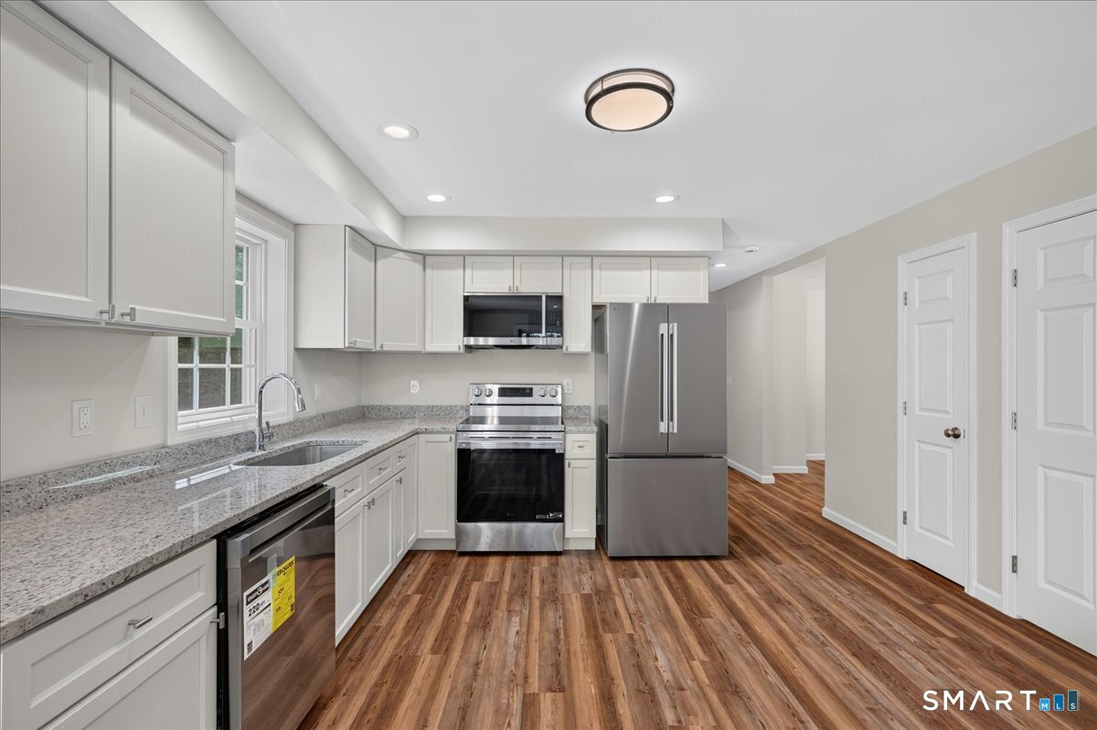 1033 Old Colchester Road Montville CT 06370