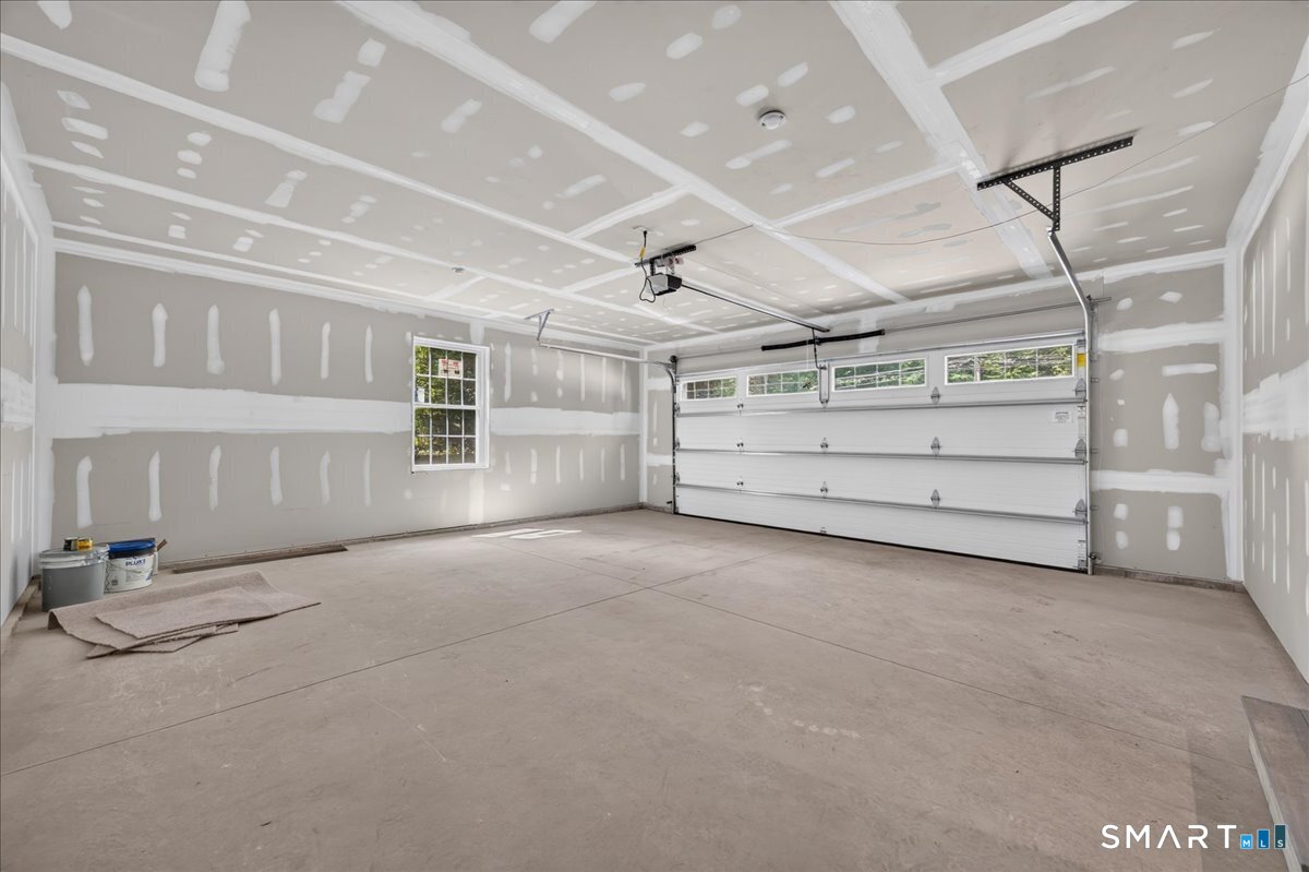 1033 Old Colchester Road Montville CT 06370