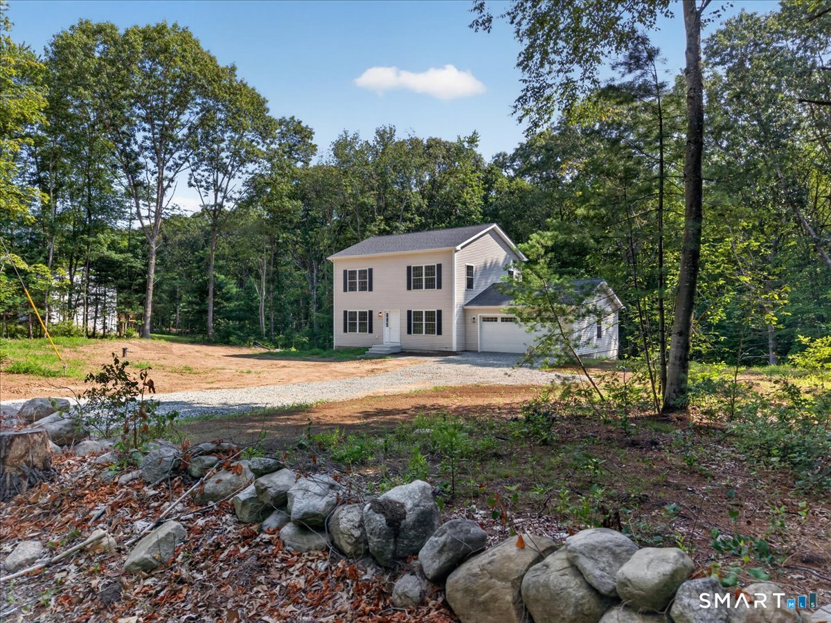 1033 Old Colchester Road Montville CT 06370