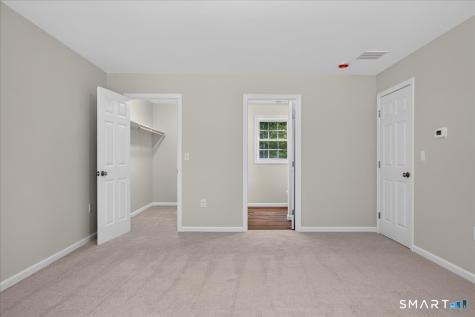 1033 Old Colchester Road Montville CT 06370