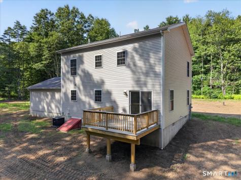 1033 Old Colchester Road Montville CT 06370