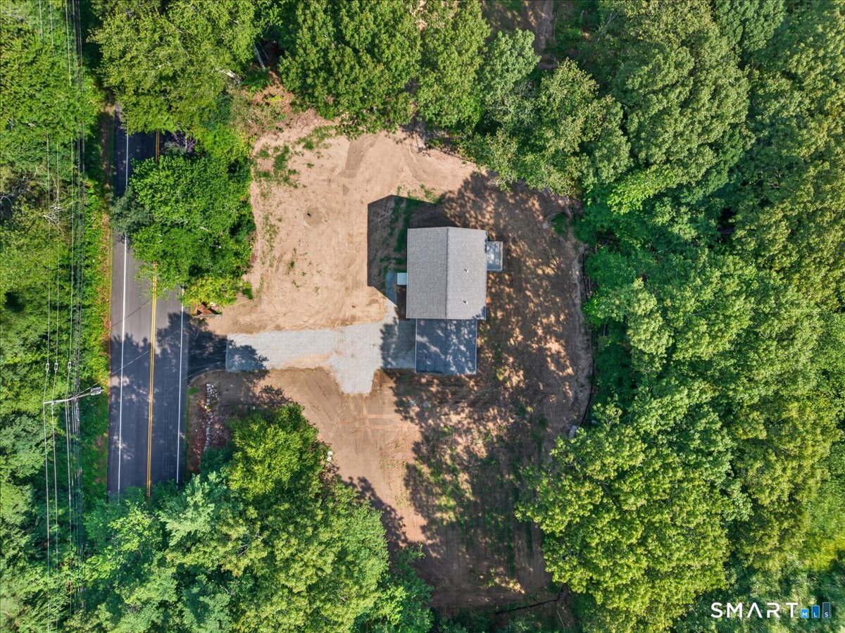 1033 Old Colchester Road Montville CT 06370