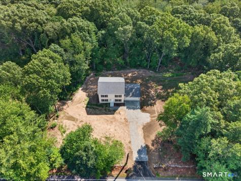 1033 Old Colchester Road Montville CT 06370