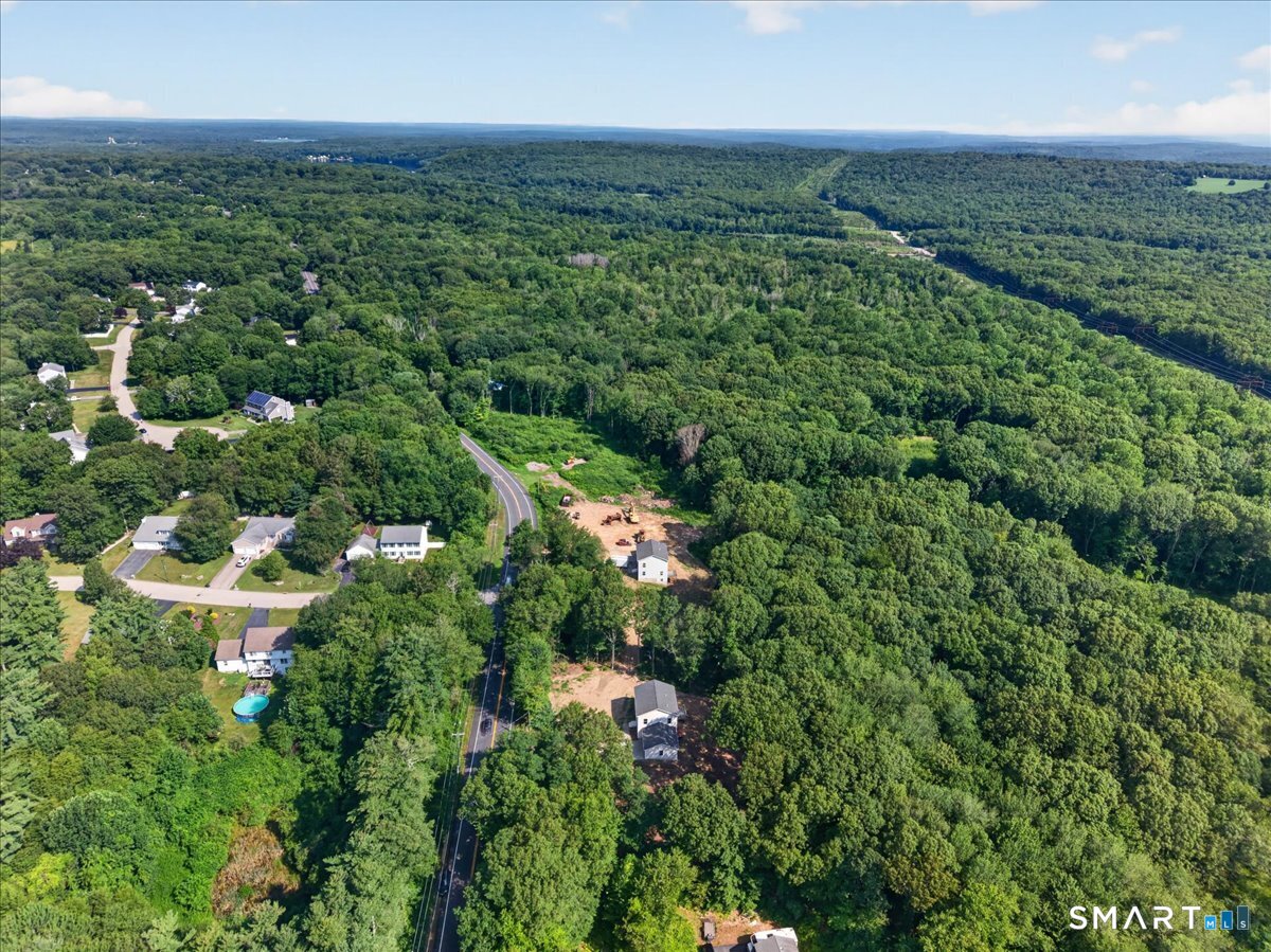 1033 Old Colchester Road Montville CT 06370