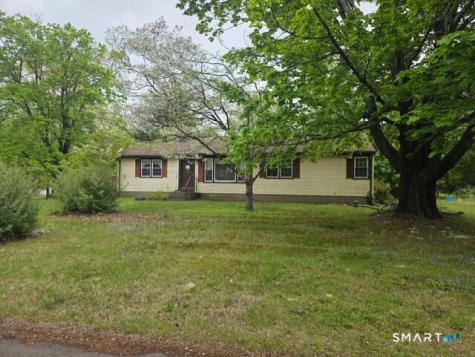 17 Edgewood Court Middlefield CT 06455