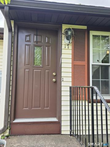 17 Edgewood Court Middlefield CT 06455