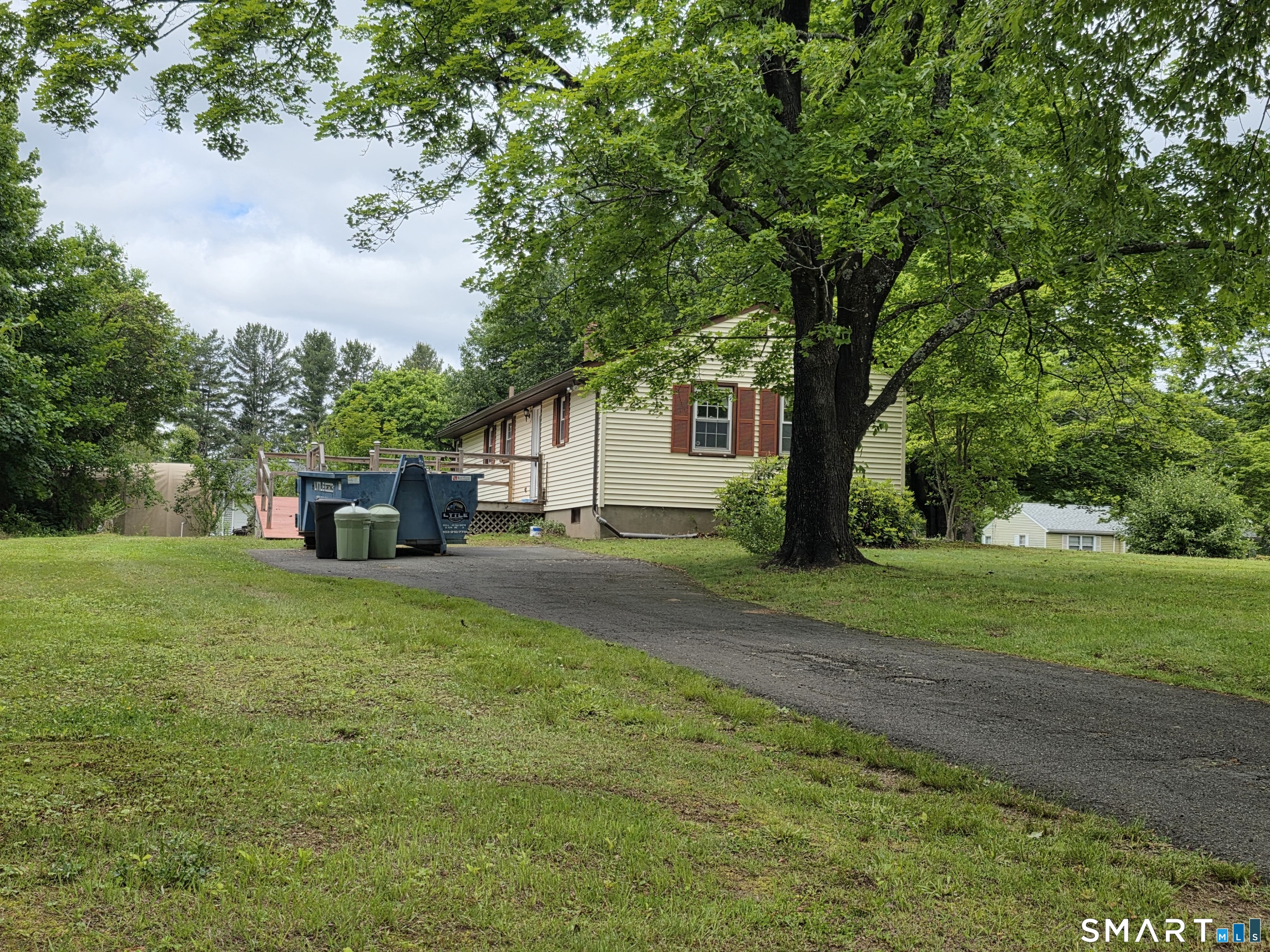17 Edgewood Court Middlefield CT 06455
