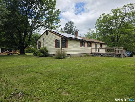 17 Edgewood Court Middlefield CT 06455