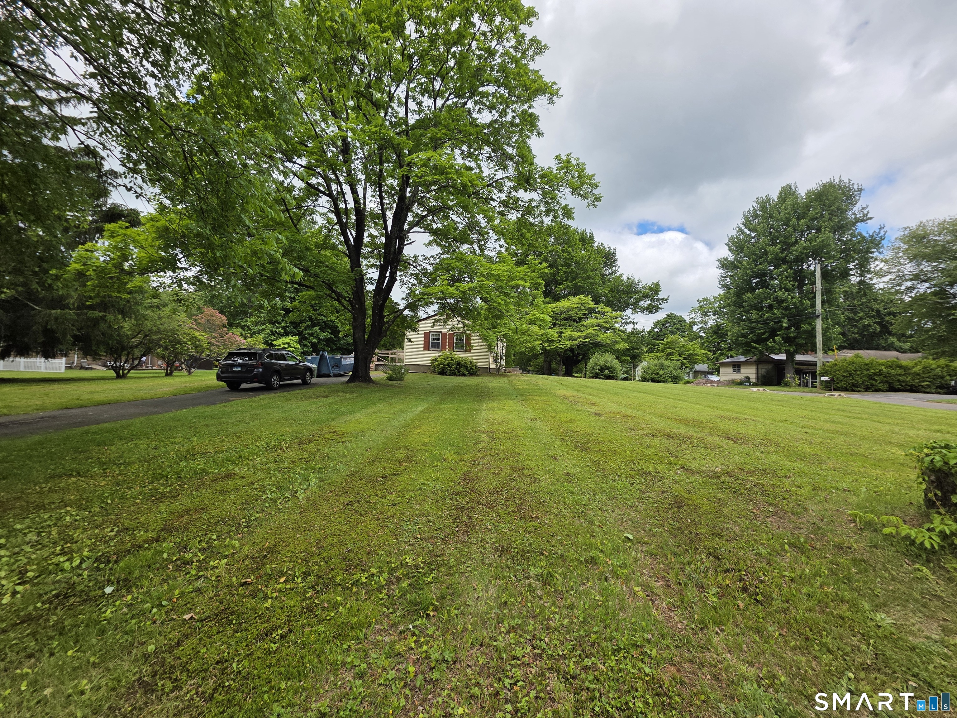 17 Edgewood Court Middlefield CT 06455