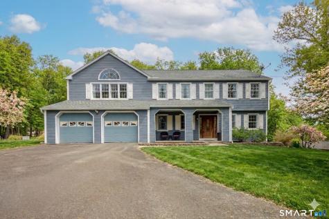 11 Joan Drive Newtown CT 06470