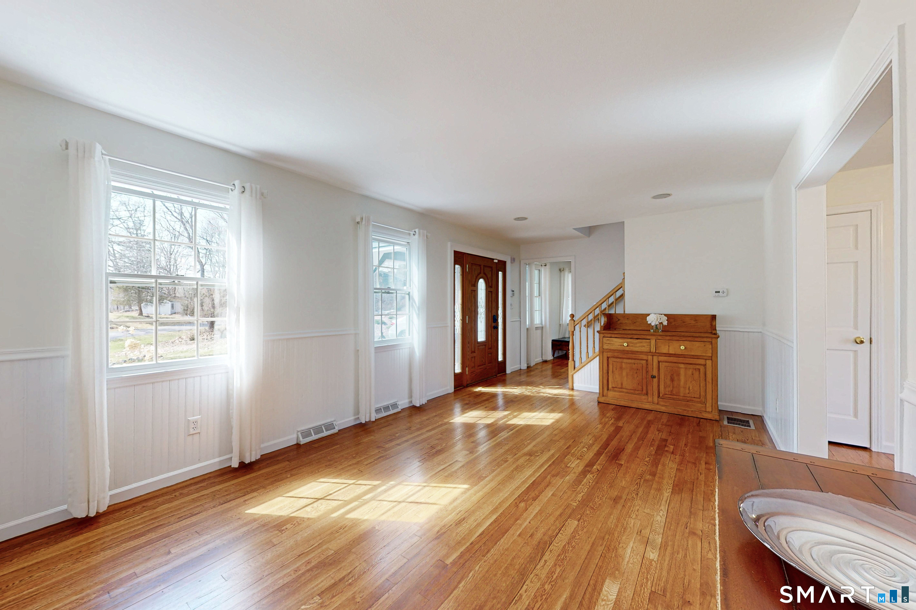 11 Joan Drive Newtown CT 06470