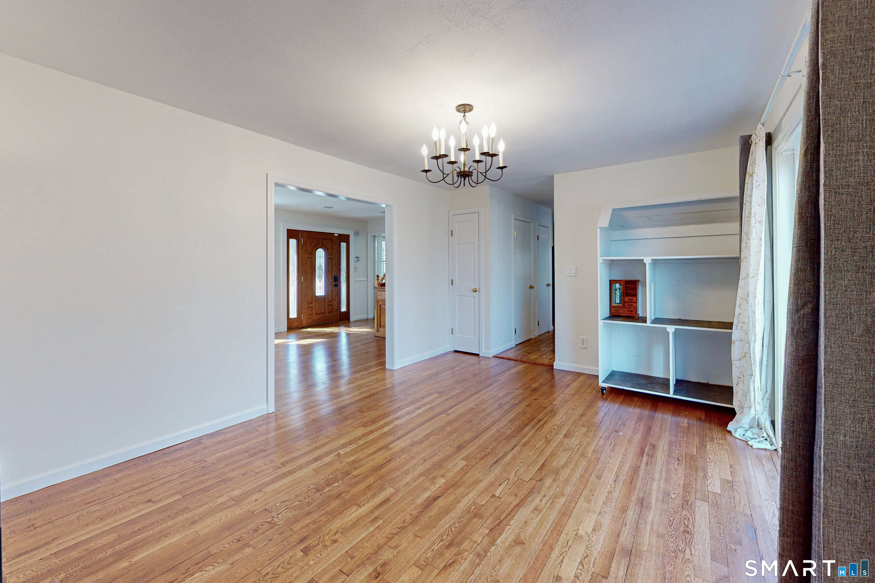 11 Joan Drive Newtown CT 06470