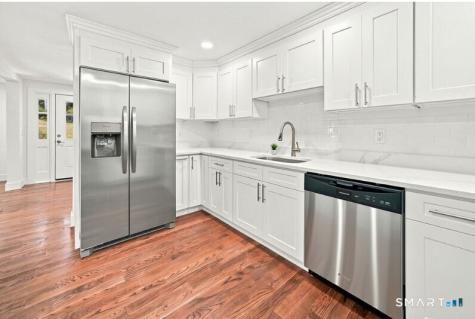 87 Kenmore Road Bloomfield CT 06002