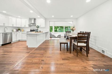 87 Kenmore Road Bloomfield CT 06002