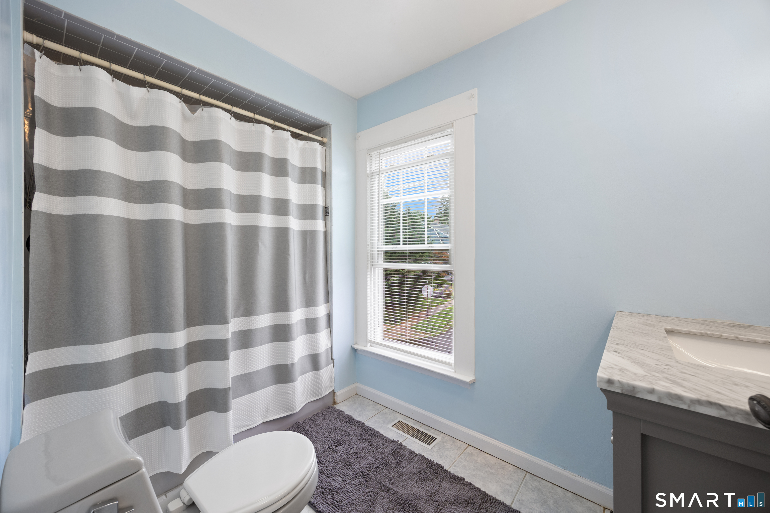 96 Hawthorne Avenue Hamden CT 06517