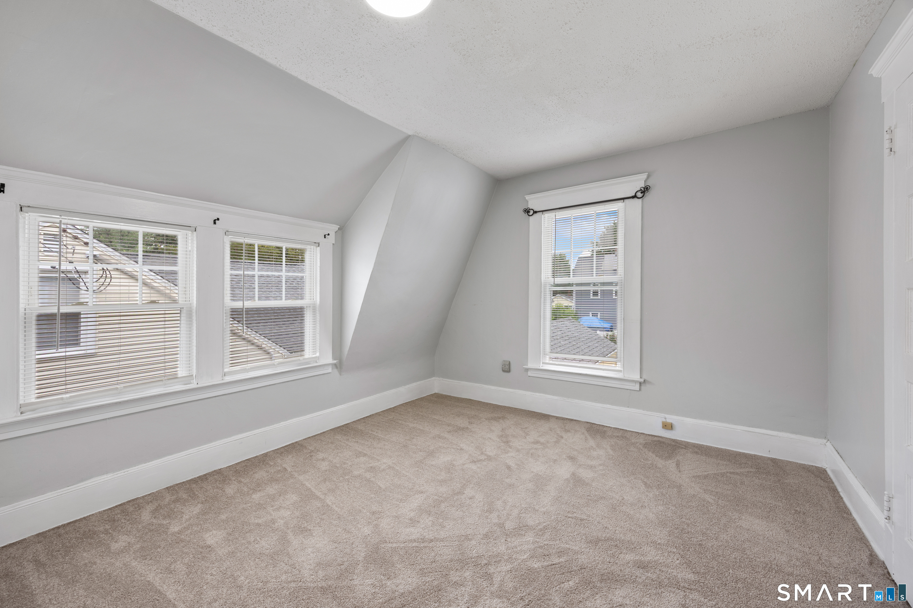 96 Hawthorne Avenue Hamden CT 06517