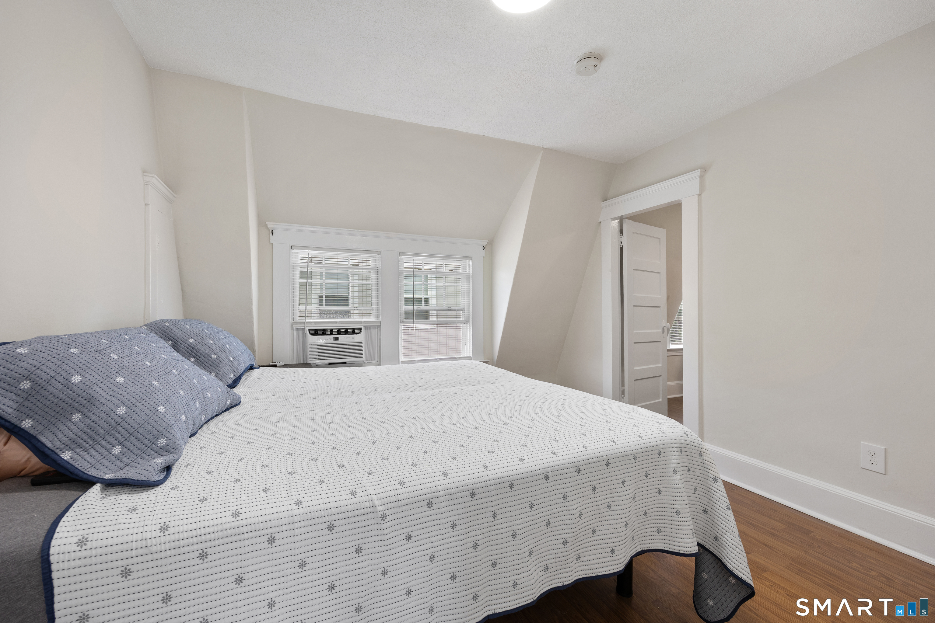 96 Hawthorne Avenue Hamden CT 06517