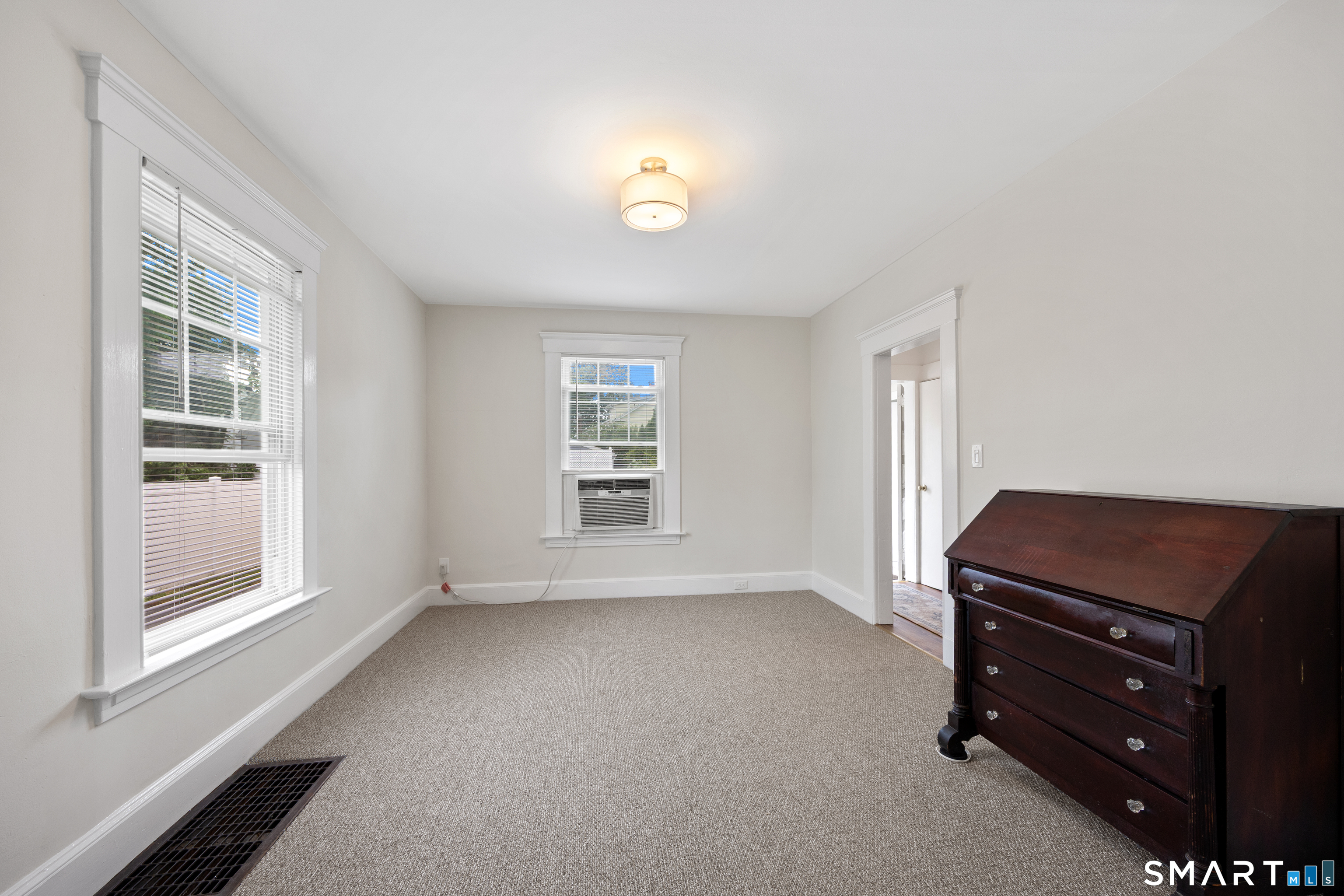 96 Hawthorne Avenue Hamden CT 06517