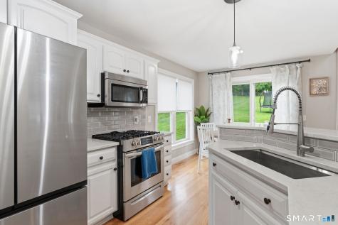 27 Giovanni Drive Waterford CT 06385