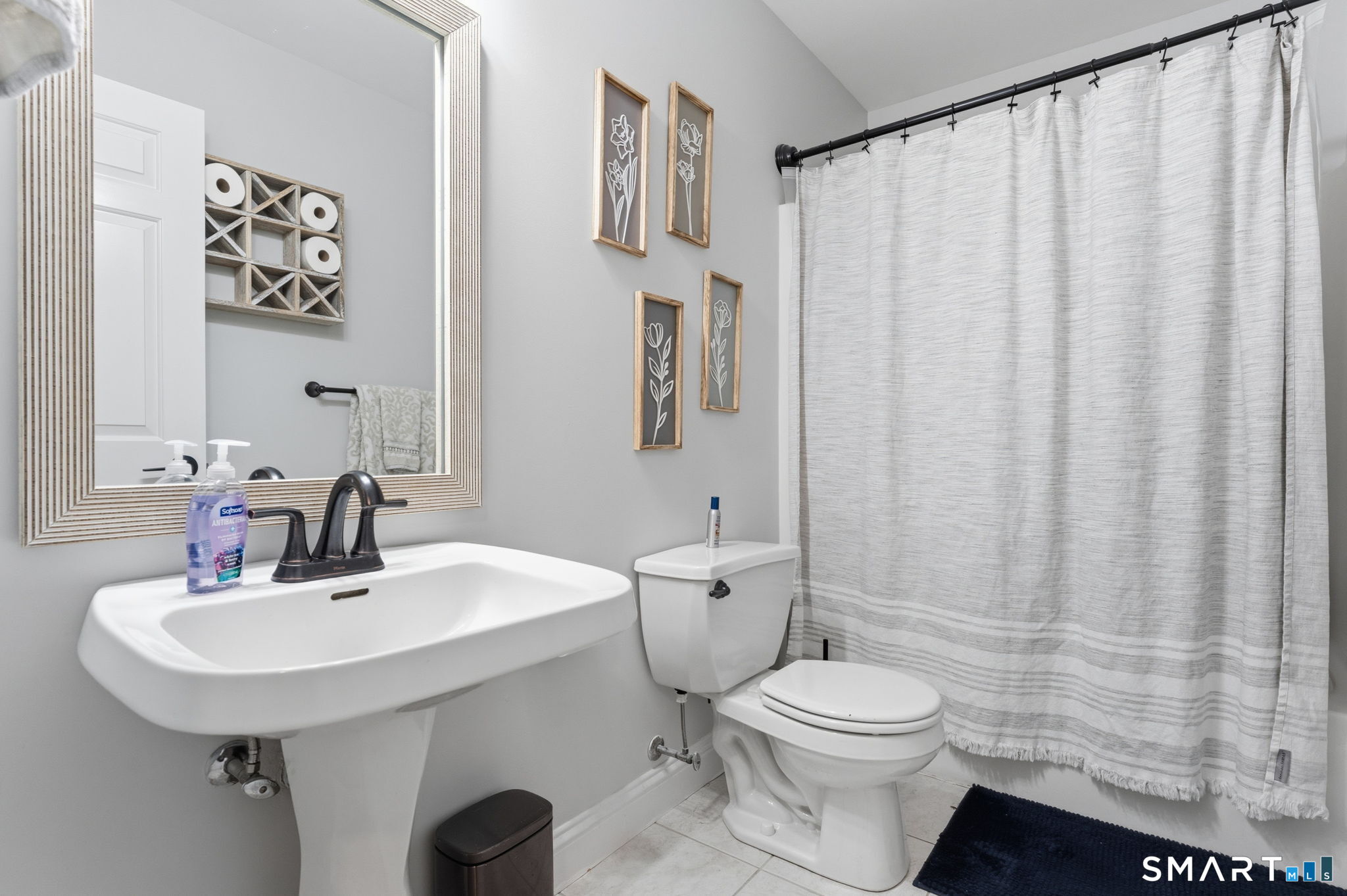 27 Giovanni Drive Waterford CT 06385