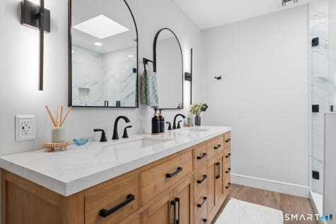 27 Giovanni Drive Waterford CT 06385