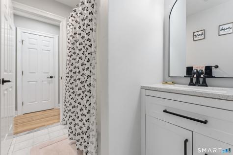 27 Giovanni Drive Waterford CT 06385