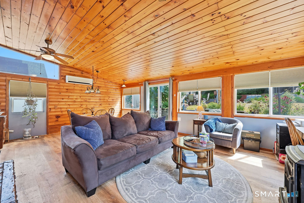 93 John Street East Haven CT 06513