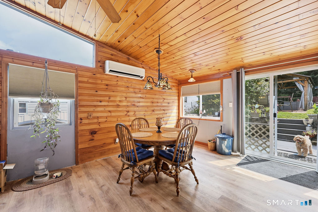 93 John Street East Haven CT 06513