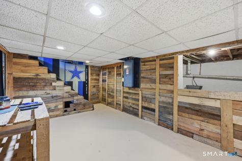 93 John Street East Haven CT 06513