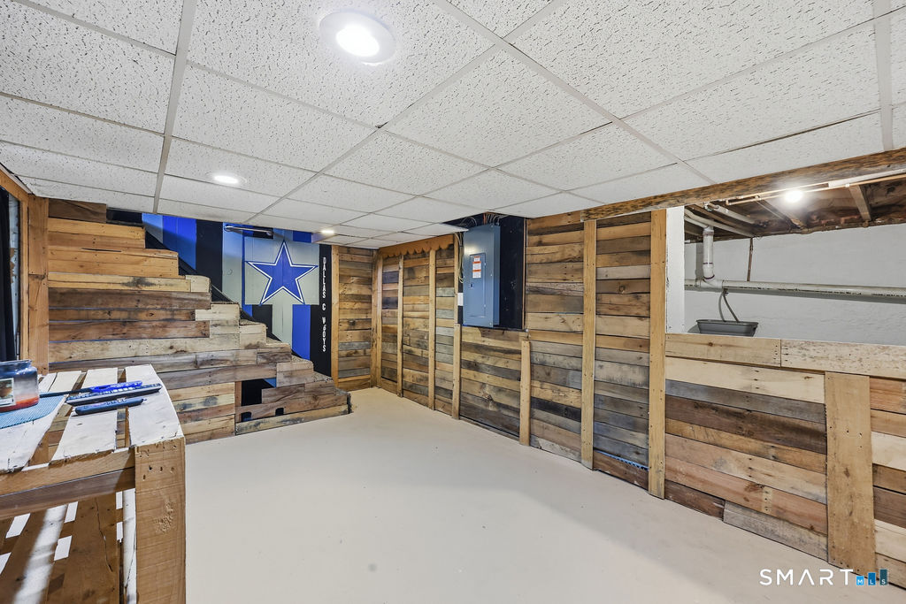 93 John Street East Haven CT 06513
