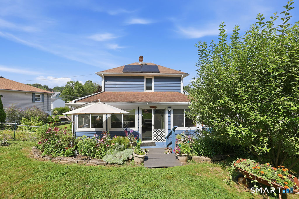 93 John Street East Haven CT 06513