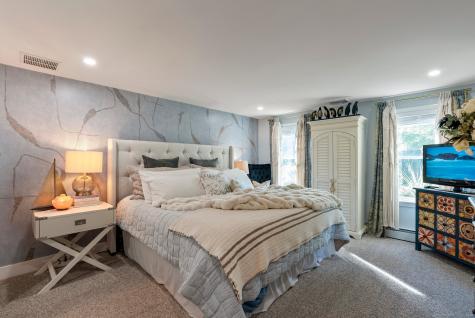 16 Parker Terrace Essex CT 06426