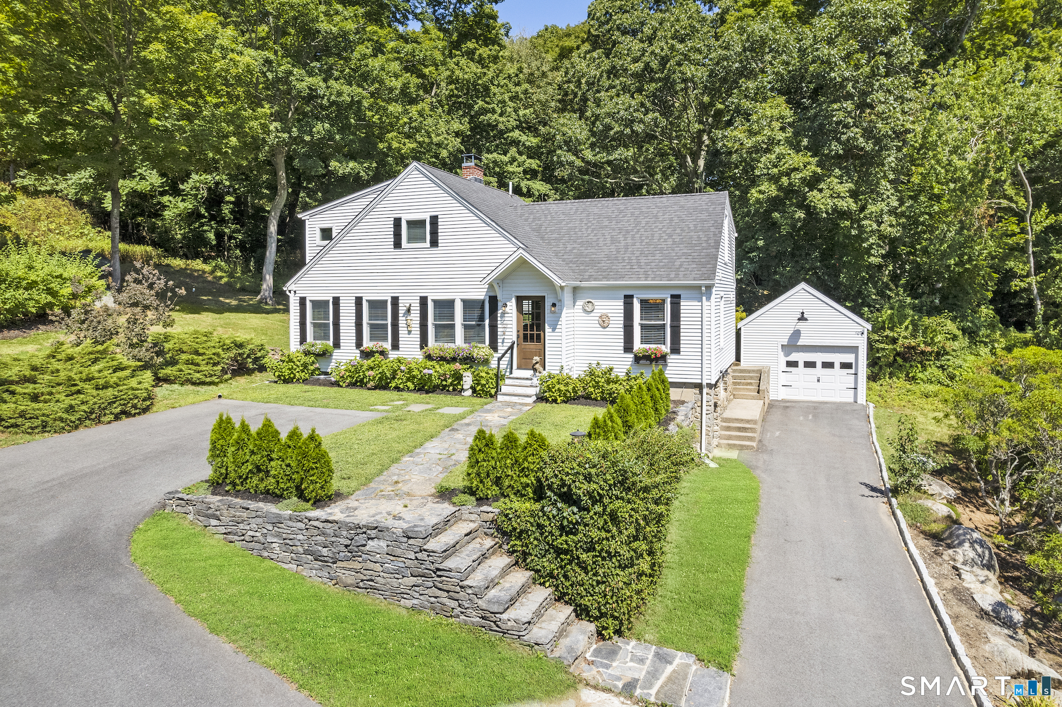 16 Parker Terrace Essex CT 06426