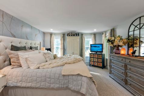 16 Parker Terrace Essex CT 06426
